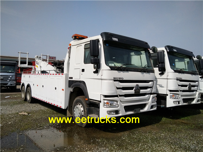 25T Boom Crane Trucks 25T Boom Crane Trucks