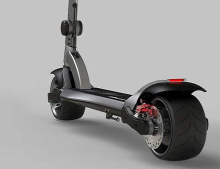 Powerful widewheel city scooter