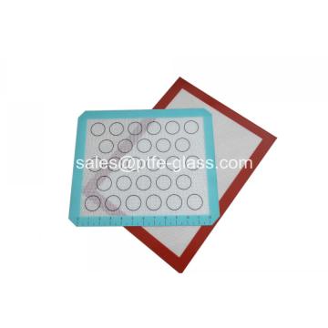 Silicone baking mat for baking