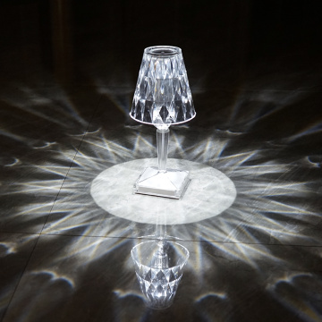 Lámpara de mesa LED de cristal de lujo