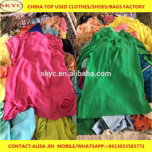 China cheap used clothes stock lots fairly mixed used clothes in container for sale Uganda