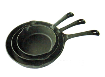 lodge iron skillet