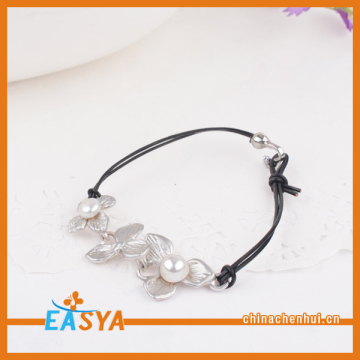 Clover Design Leather Rope Tied Bracelet Handmade