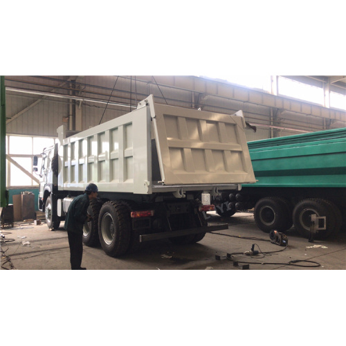 371 PS 25ton Sinotruck Muldenkipper