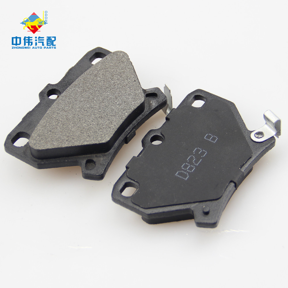 GDB3243 factory wholesales advanced brake pads set with wear indicator brake pad set for TOYOTA Matrix XR