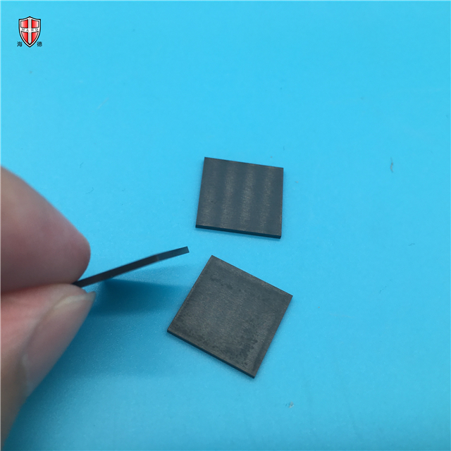 hot-press forming silicon nitride ceramic sheet chip lamina