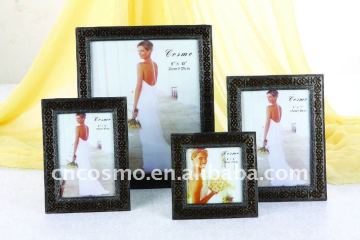 Enamel Coated Engraved Metal Photo Frame