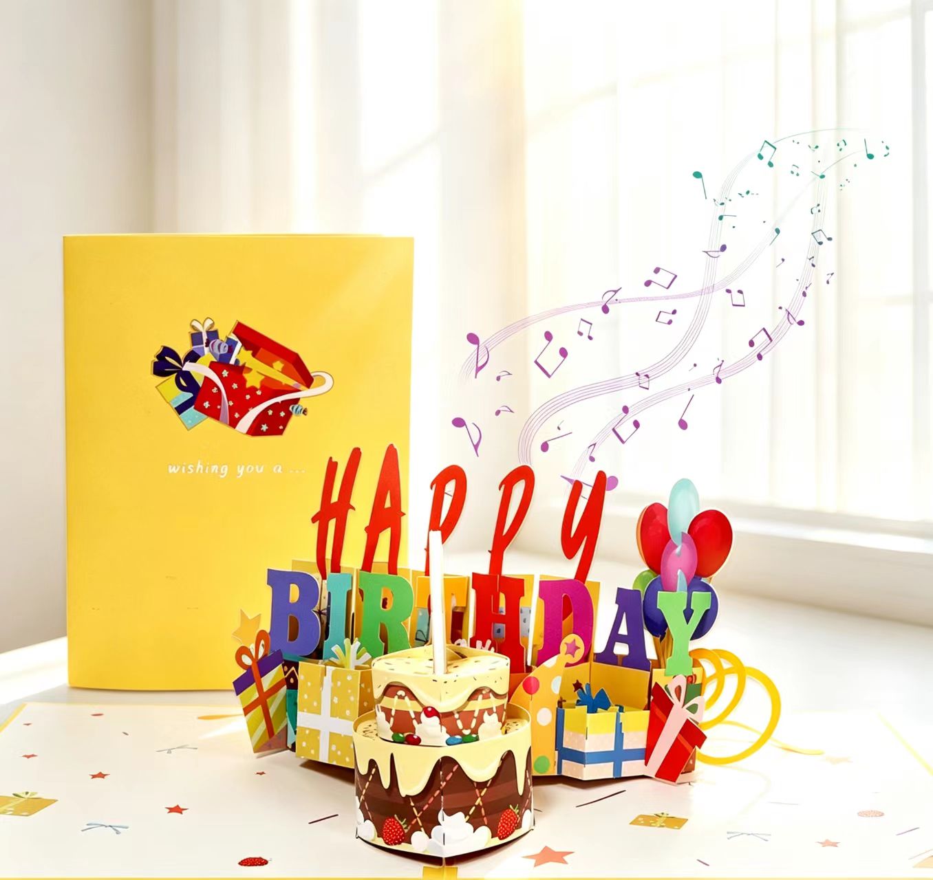 Wyskakująca karta urodzinowa z żółtym ciastem z muzyką i światłem birthday yellow cake pop up card with music and light