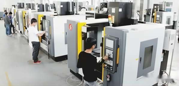 CNC -Zentrum CNC center