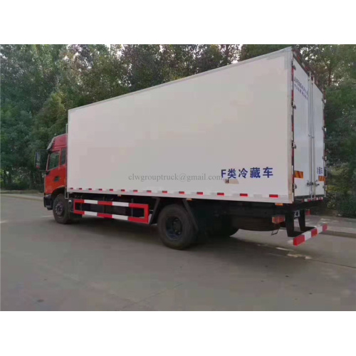 Dongfeng 230hp freezer truck dengan pengait daging