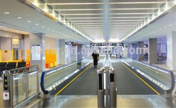 Smooth good elegant Moving sidewalk