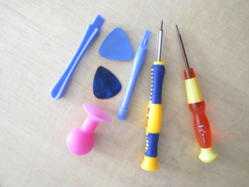 Triangular cell phone case opening tool suction cup tool