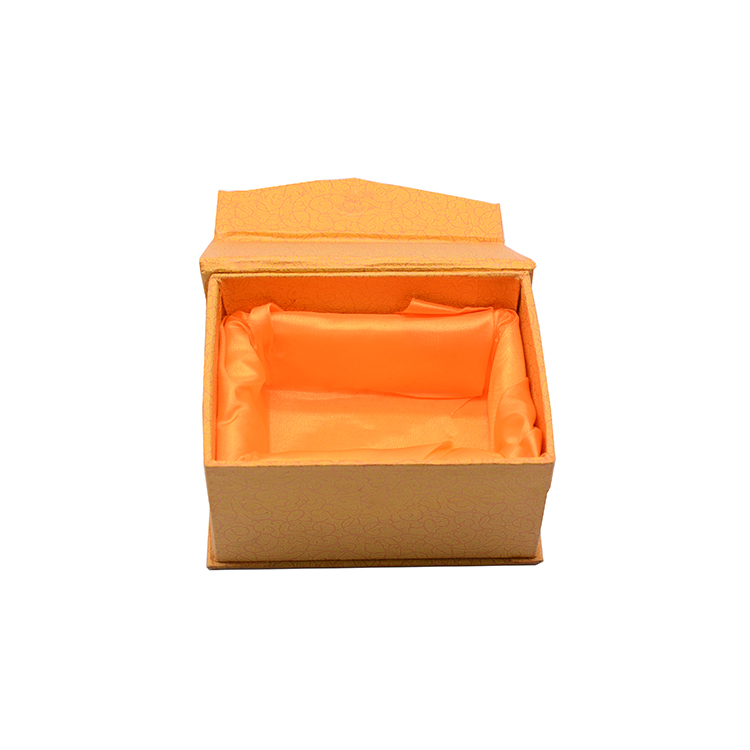 Custom Logo Yellow Luxury Magnetic Closure Rigid Cardboard Small Flat Packed Packaging Gift Box