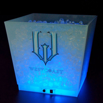 led square ice bucket ideas