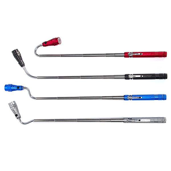 magnetic pick-up tool 3 led flashlight with telescoping magnet
