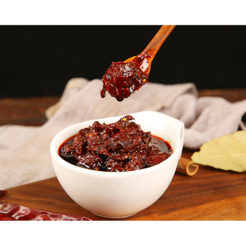 Red oil bean paste with fresh pepper