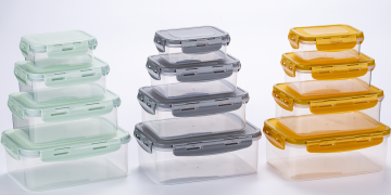 4pk plastic food container with sealed lid