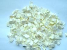 Freeze dried white onion dice