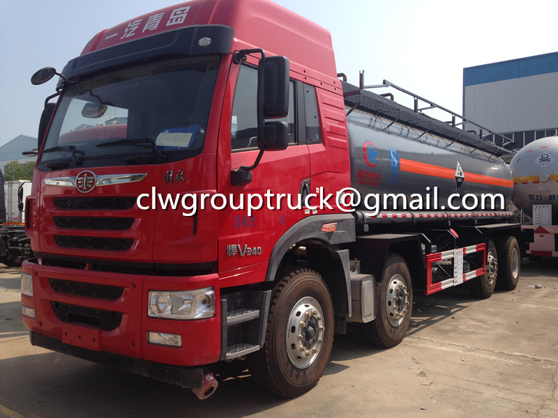 FAW 8X4 Chemical Liquid Tanker Truck 30000L