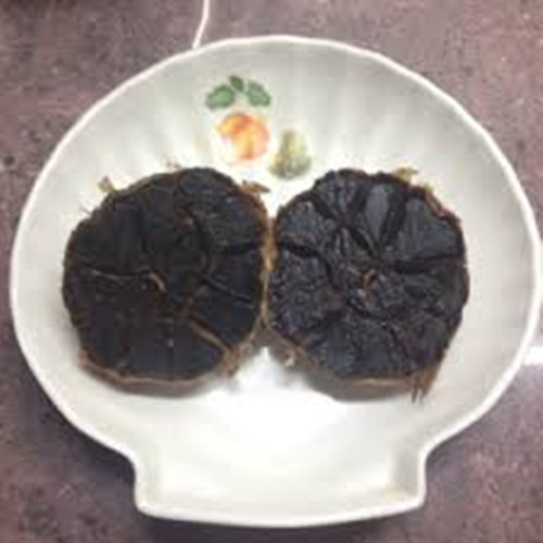 Bawang Putih Hitam Produk Sepenuhnya Alami