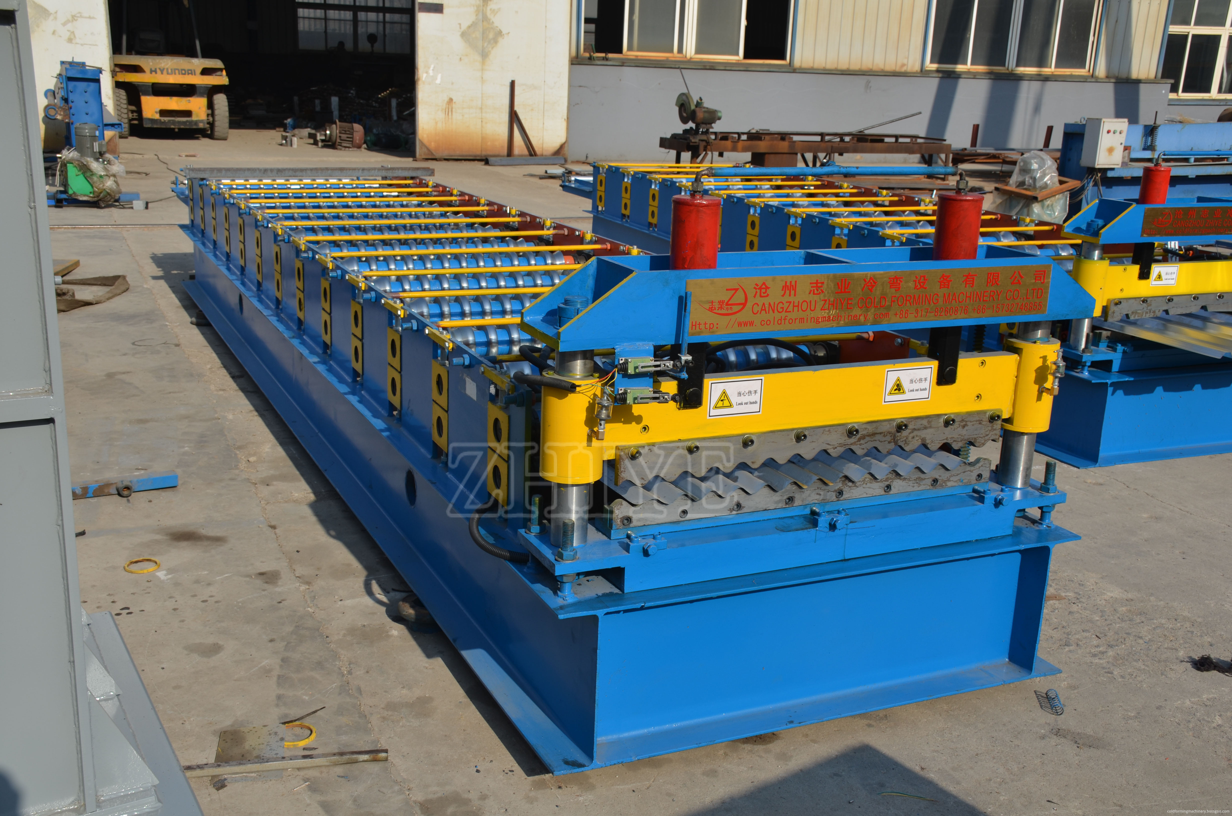 Roofing Sheet Corrugating Iron Sheet Roll Forming machine