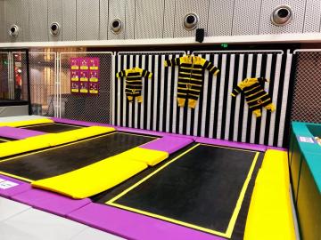 Super Hot Trampoline Park, Indoor Trampoline Park