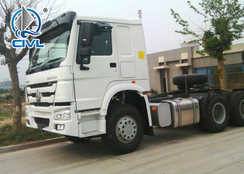 Camion tracteur Sinotruk 371hp de couleur blanche