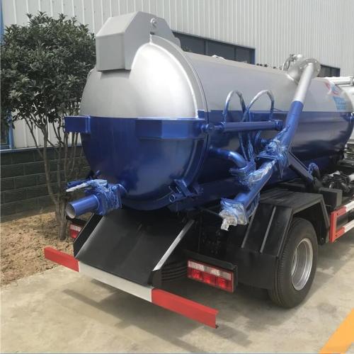 4x2 Dongfeng Diesel 6000L Vacuum Sewage Truck