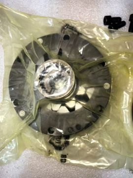 A4VG180 in series with another 180 charge pump