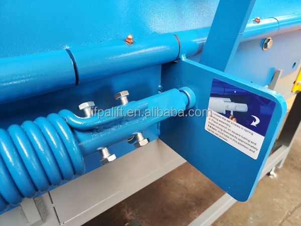 10 tons manual operated loading dock leveler for shipping containers and trailers