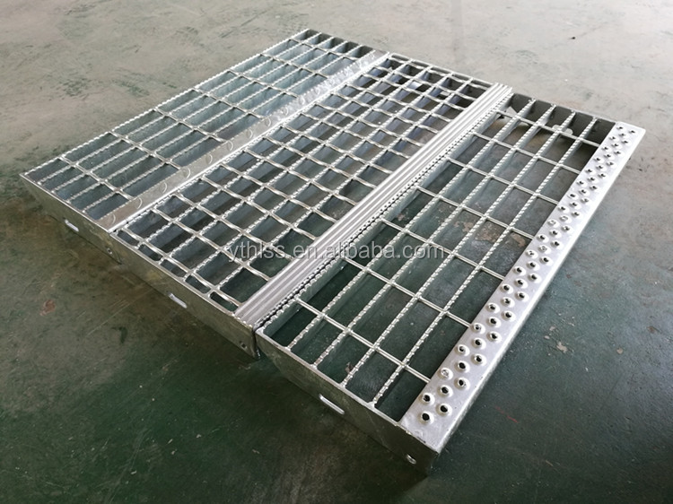 HDG metal grate steps staircase stair treads steel grating step