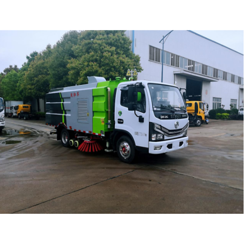 Small Dorica Cleaning Sweeper Truck