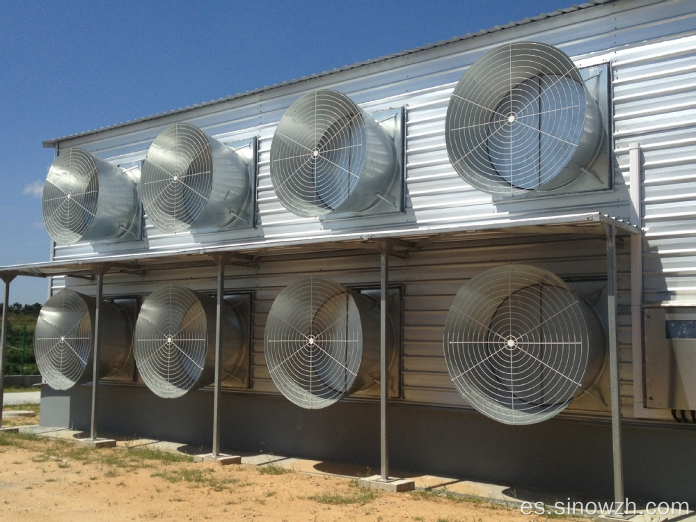 Casa de cobertizo de pollo de estructura de acero prefabricada con equipamiento