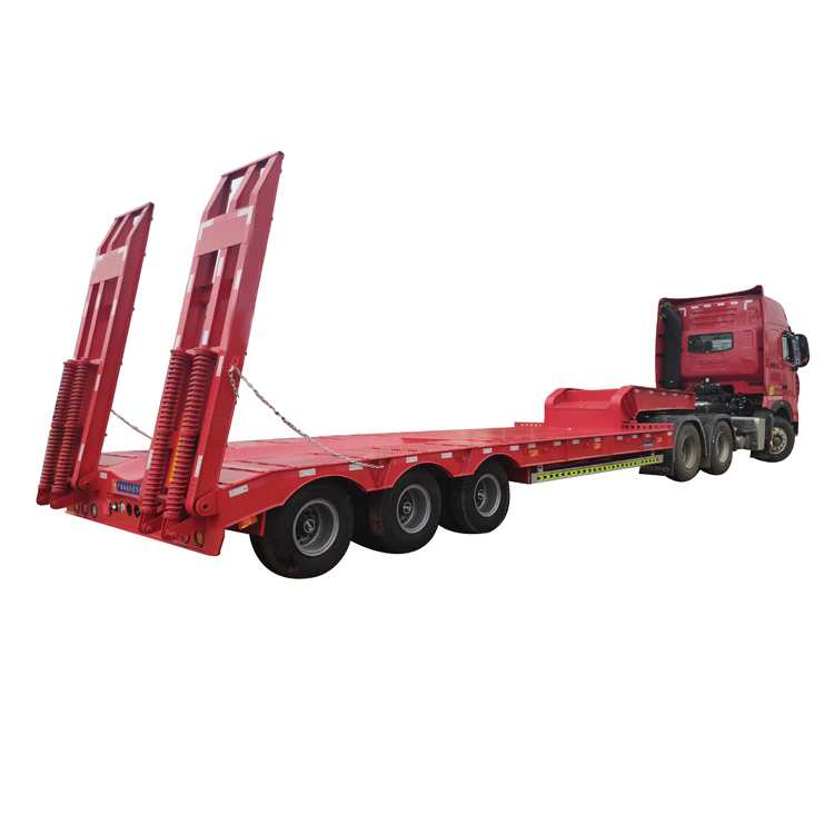 Semitrailer excavator haulage trailer bulldozer haulage vehicle large mechanical equipment truck low plate semitrailer