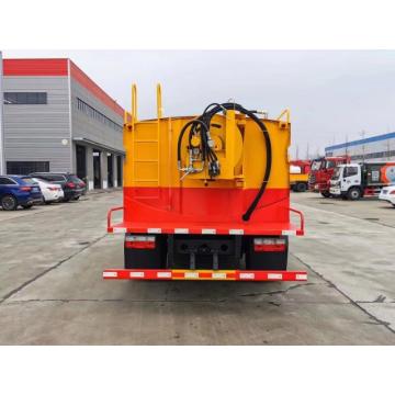 Manual transmission sewage suction vacuum tank truck