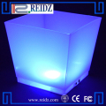 Cubo de hielo con cambio de color a control remoto con leds