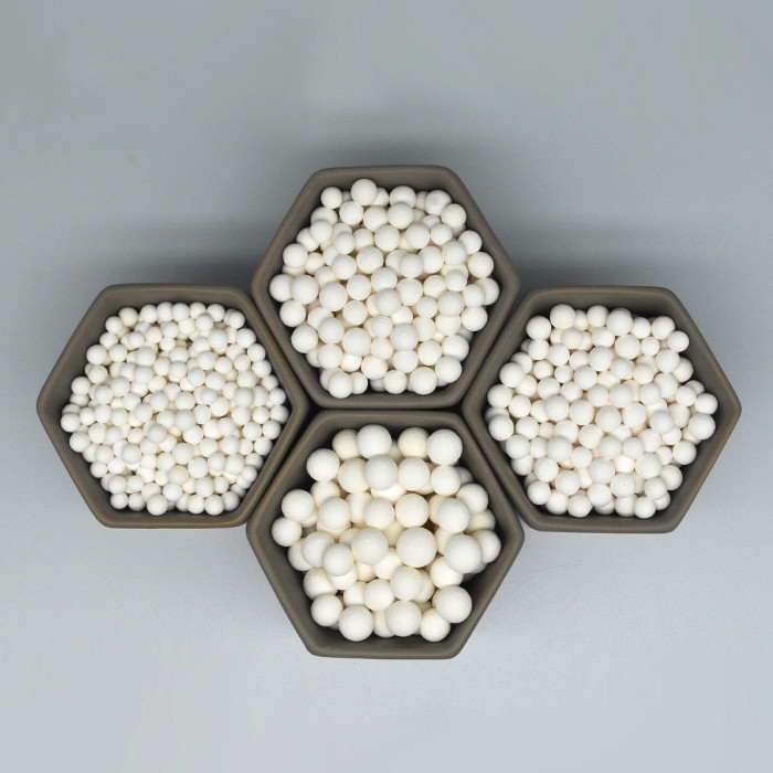 Size 1.6-2.5 mm Activated Alumina Catalyst CAS 1344-28-1