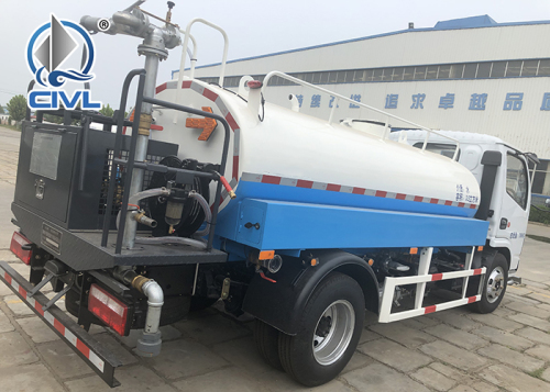 4x2 10-12M3 watertank truk van SInotruk