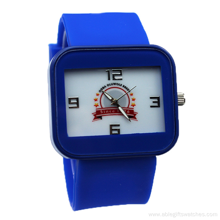 silicone waterproof of sports quartz watch