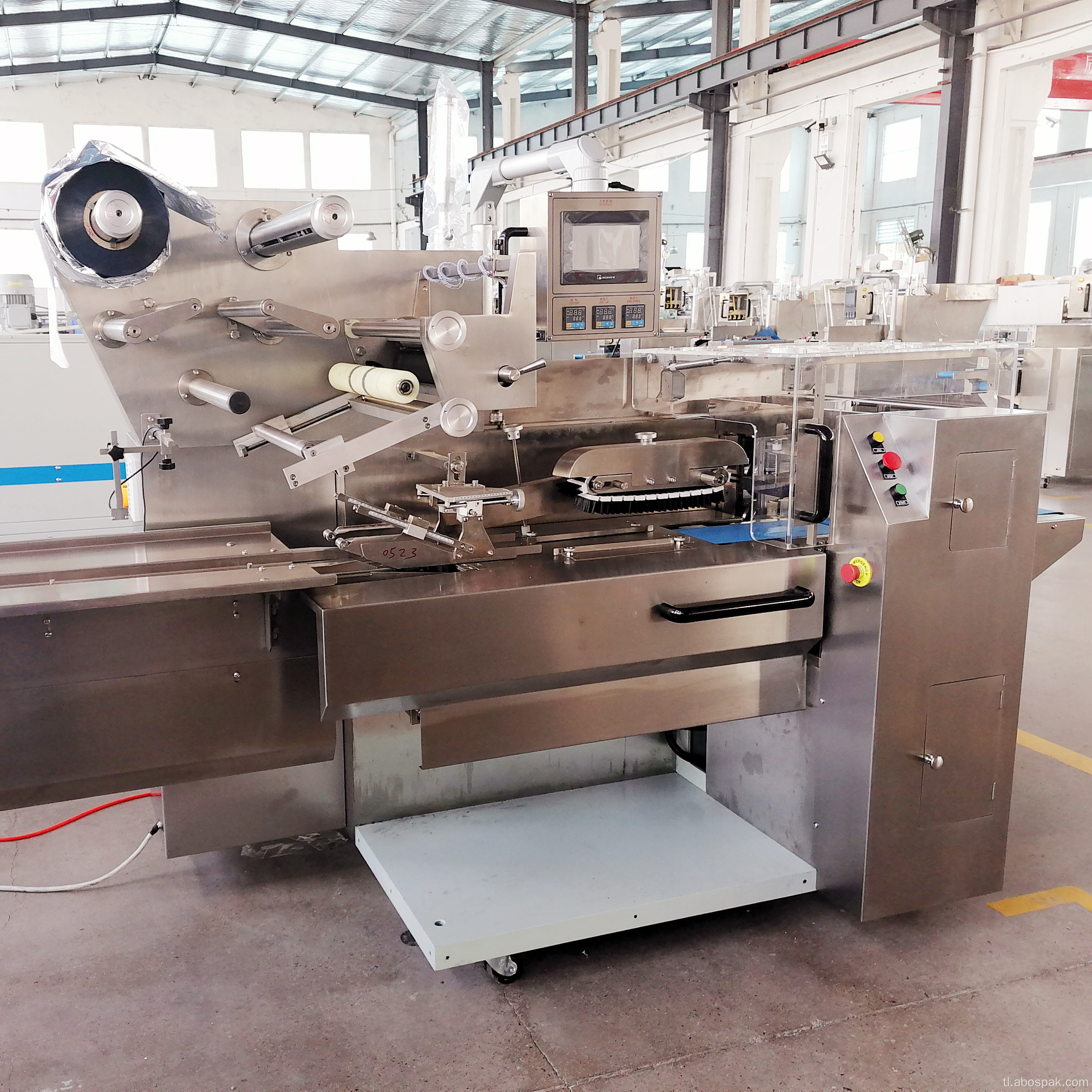 awtomatikong dumpling na may tray flow packing machine