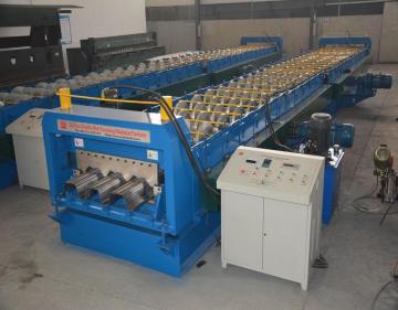 Floor Deck Roll Forming Machine