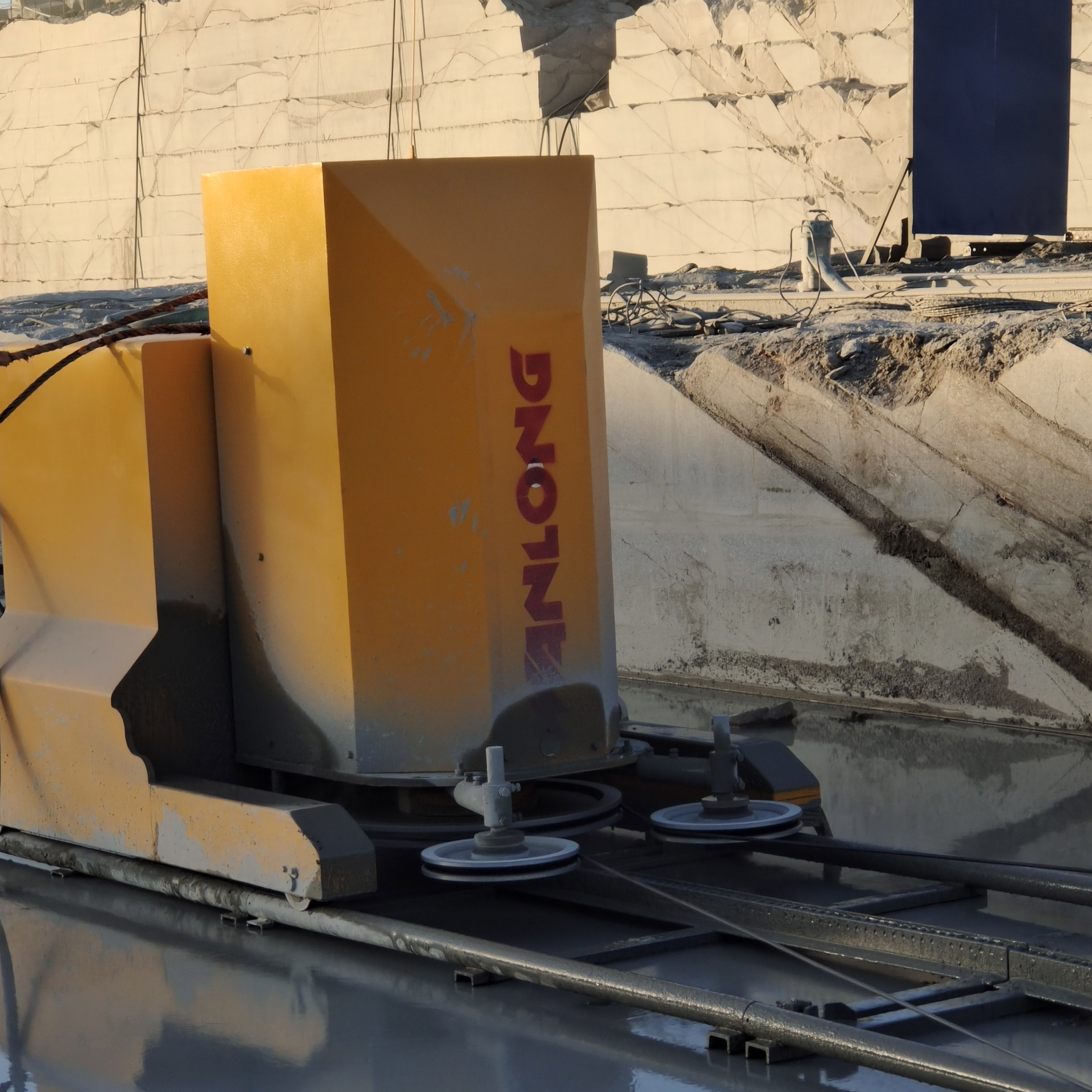 Diamond Wire Saw Cutting Machine Diamond Wire Saw Diamond Wire Rope For Stone And Concrete Cutting