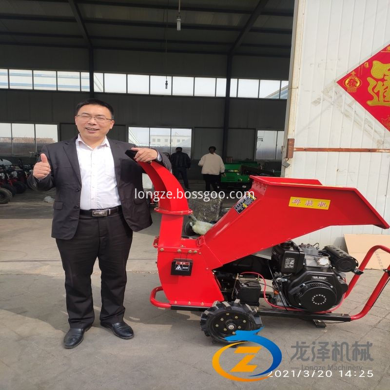 Professional 15hp trailer mounted gas chipper shredder ,chipper made in China