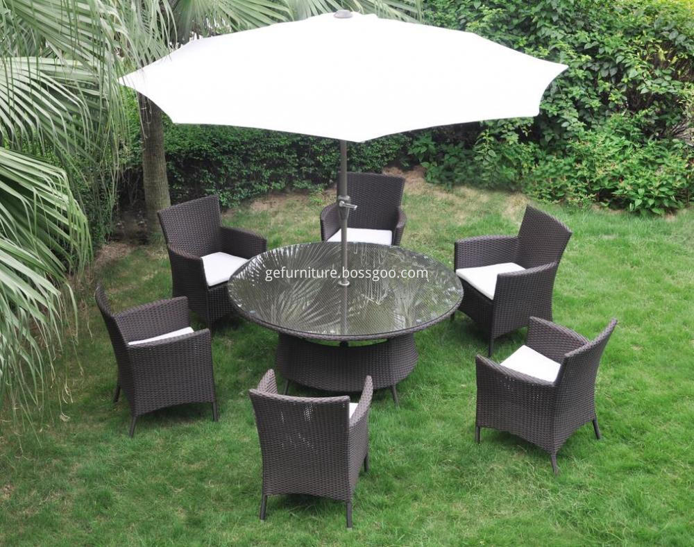 Vente tables et chaises en plastique bon marché Sale Cheap Plastic Tables and Chairs