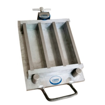 Three Gang Prisms Mould 40x40x160 mm