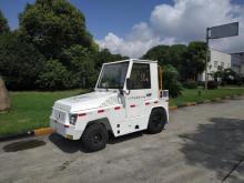 Airport luggage baggage tractor