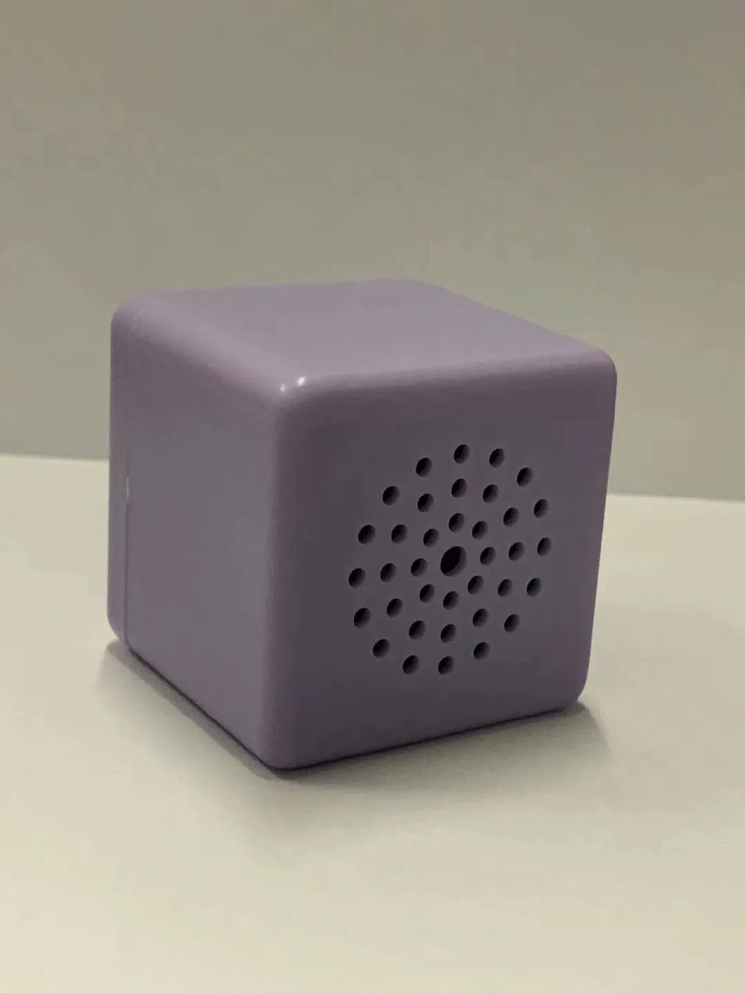 Cube Mini Bluetooth Speaker Plastic Material Clear Sound Quality