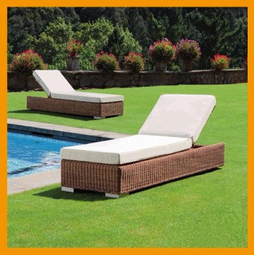 Cheap Beach Rattan Chaise Lounge Chair