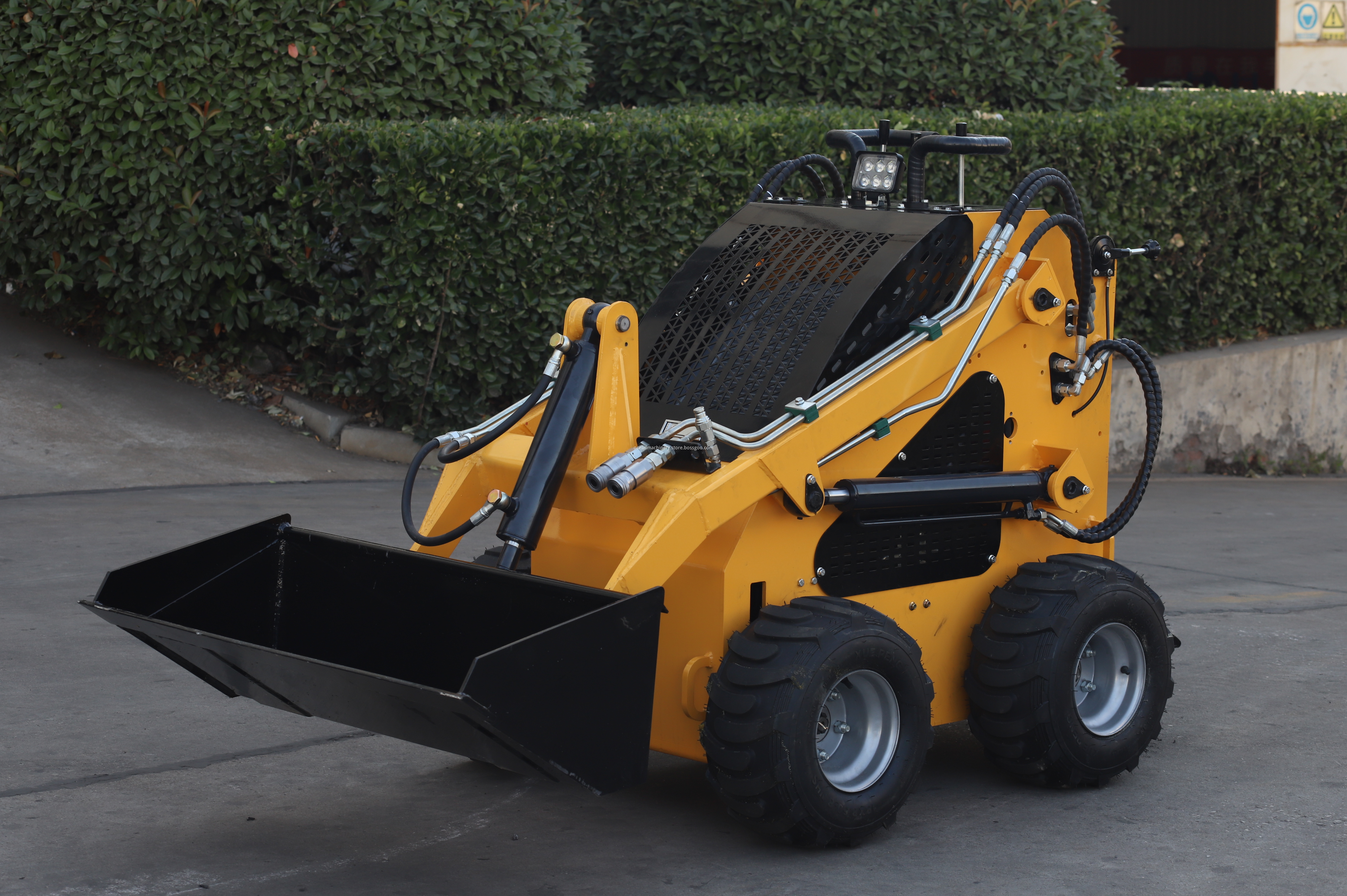 skid steer loader  (6)