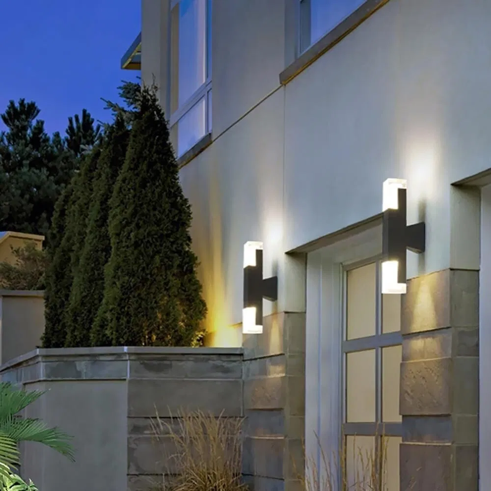 Elegant Outdoor Wall Sconce with Waterproof Design for Year-Round Use Lamp